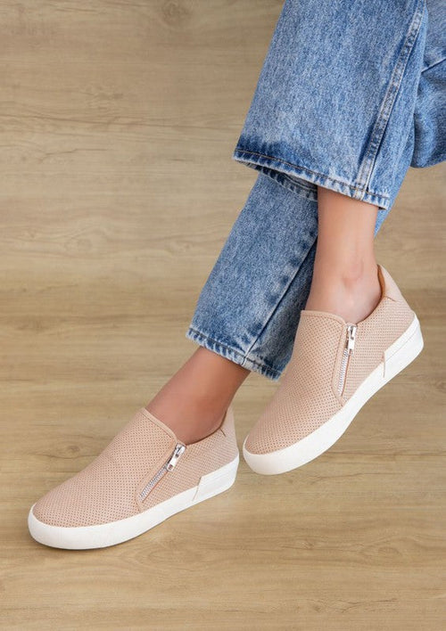 Casual women shoes